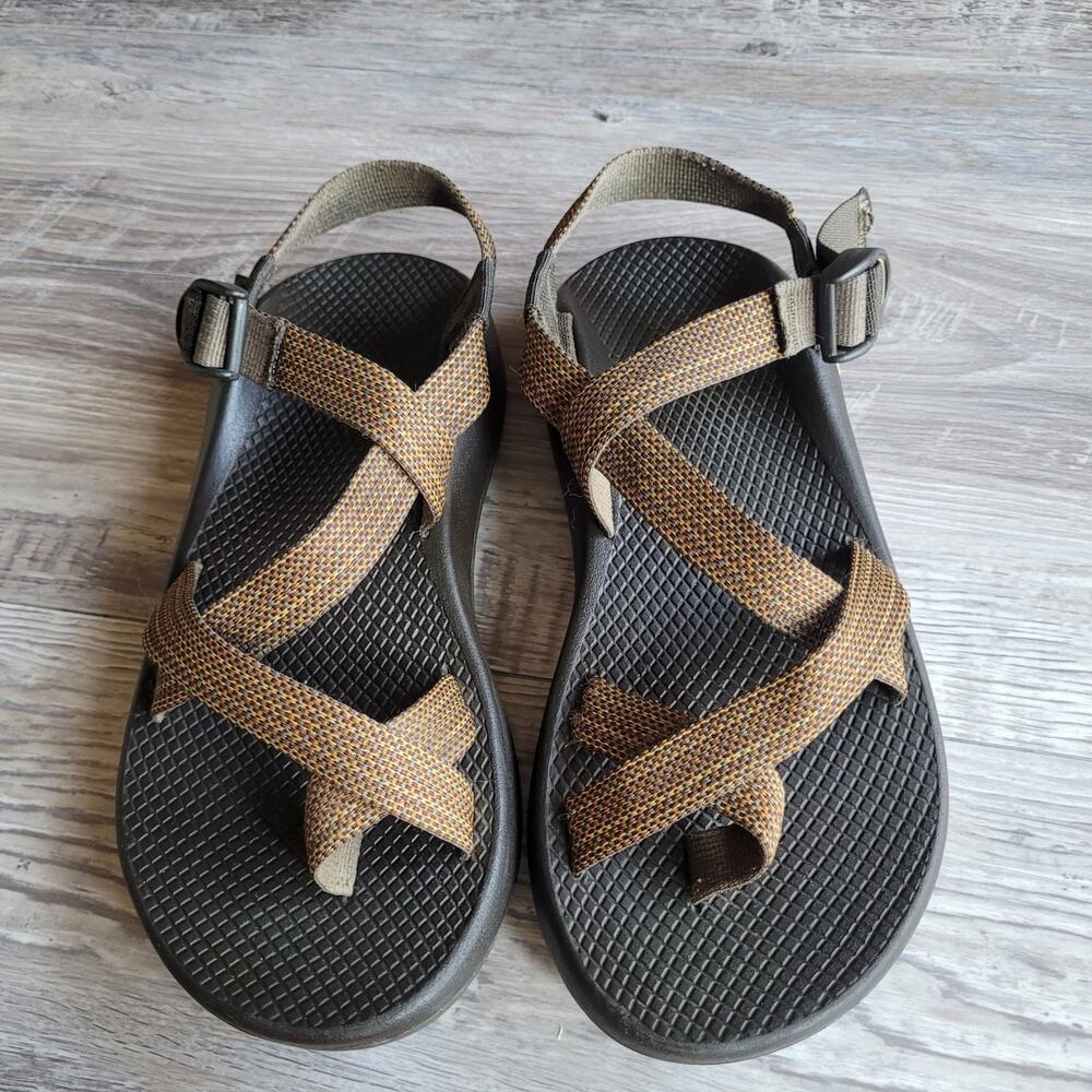 (M8) Chaco Sandals!